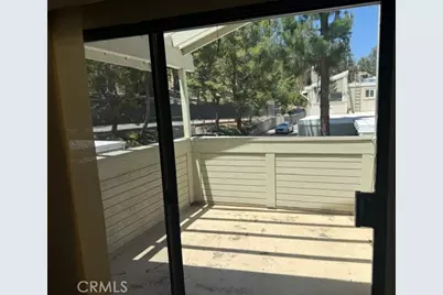 22135 -7 Burbank, Woodland Hills, CA 91367 - Photo 3