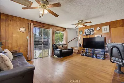 234 E 111th Street, Los Angeles, CA 90061 - Photo 3