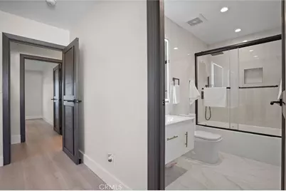 1239 N Reese, Burbank, CA 91506 - Photo 43