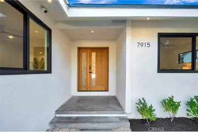 7915 Owensmouth, Canoga Park, CA 91304 - Photo 7