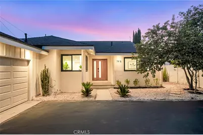 7915 Owensmouth, Canoga Park, CA 91304 - Photo 3