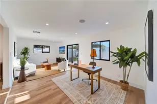 7915 Owensmouth, Canoga Park, CA 91304 - Photo 25