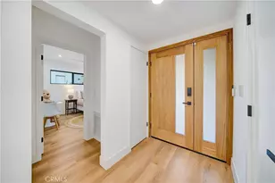 7915 Owensmouth, Canoga Park, CA 91304 - Photo 43