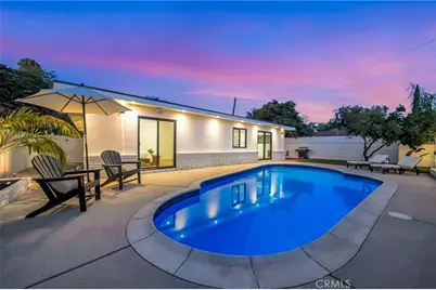 7915 Owensmouth, Canoga Park, CA 91304 - Photo 59
