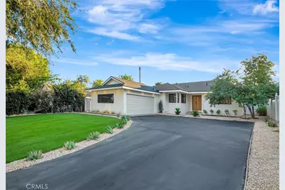 7915 Owensmouth, Canoga Park, CA 91304 - Photo 5