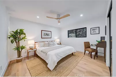 7915 Owensmouth, Canoga Park, CA 91304 - Photo 51