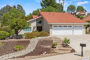 27730 Sutters Pointe, Saugus, CA 91350 - Photo 1