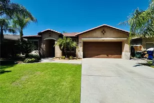 2404 Sosa Dr, Bakersfield, CA 93313 - Photo 1