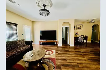 2404 Sosa Drive, Bakersfield, CA 93313 - Photo 13