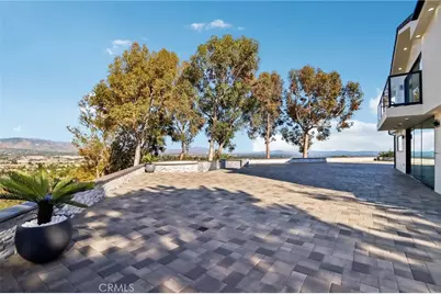 13042 Jolette Avenue, Granada Hills, CA 91344 - Photo 41