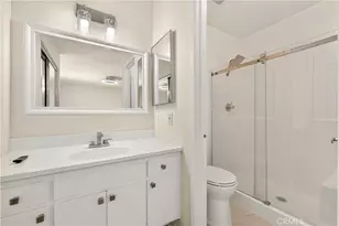 11440 Amigo, Los Angeles, CA 91326 - Photo 19