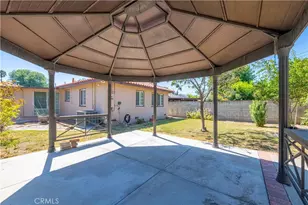 8531 Chimineas Ave, Northridge, CA 91325 - Photo 7