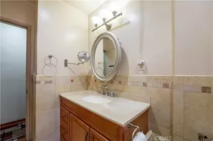8531 Chimineas Ave, Northridge, CA 91325 - Photo 33