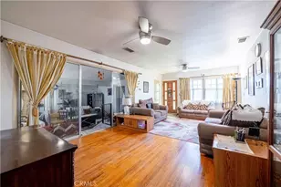 8531 Chimineas Ave, Northridge, CA 91325 - Photo 11