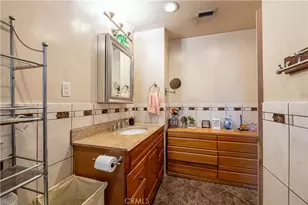 8531 Chimineas Ave, Northridge, CA 91325 - Photo 39