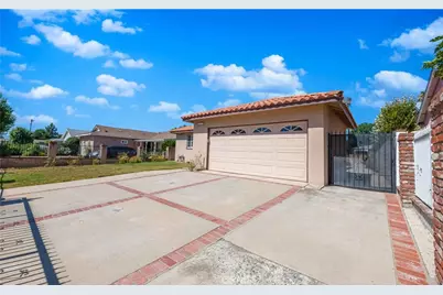 8531 Chimineas Avenue, Northridge, CA 91325 - Photo 3