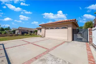 8531 Chimineas Ave, Northridge, CA 91325 - Photo 3