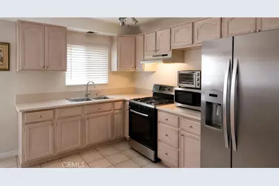1906 Jackson Street, Burbank, CA 91504 - Photo 5