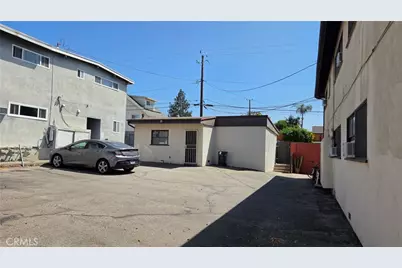 455 - 457 W Elm, Burbank, CA 91506 - Photo 11