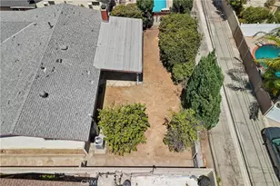 10048 Swinton Ave, Granada Hills, CA 91343 - Photo 49