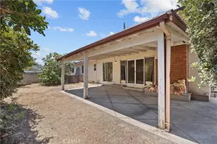 10048 Swinton Ave, Granada Hills, CA 91343 - Photo 33