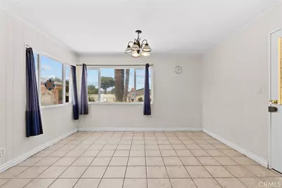 10048 Swinton Avenue, Granada Hills, CA 91343 - Photo 13