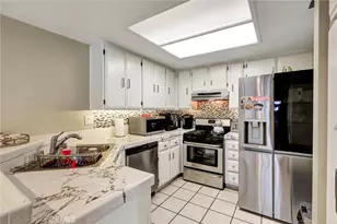 6543 Stoney View, Simi Valley, CA 93063 - Photo 13