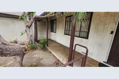 13127 Archwood Street, North Hollywood, CA 91606 - Photo 3