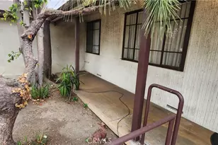 13127 Archwood St, North Hollywood, CA 91606 - Photo 3