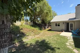 32035 Green Hill Dr, Castaic, CA 91384 - Photo 29