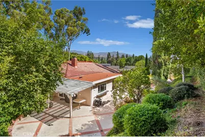 10730 Baton Rouge Avenue, Porter Ranch, CA 91324 - Photo 27