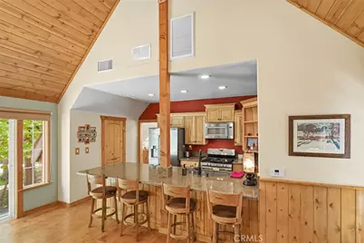 118 E Lane, Lake Arrowhead, CA 92352 - Photo 17