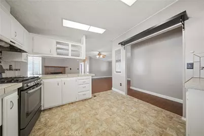 5200 Entrar Dr, Spc 32, Palmdale, CA 93551 - Photo 13