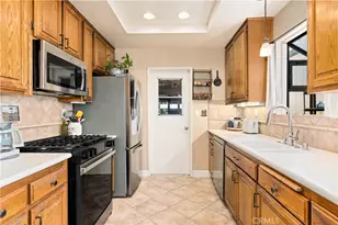 33 N Madrid, Newbury Park, CA 91320 - Photo 1