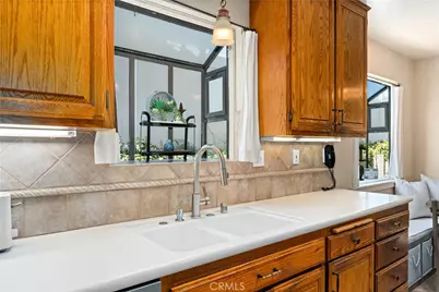 33 N Madrid, Newbury Park, CA 91320 - Photo 9