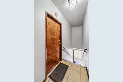 5805 Whitsett Avenue #201, Valley Village, CA 91607 - Photo 23