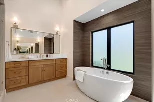 5200 Armida Dr, Woodland Hills, CA 91364 - Photo 25