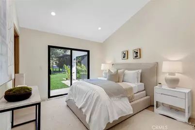 5200 Armida Drive, Woodland Hills, CA 91364 - Photo 21