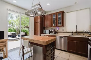 24444 Montevista Cir, Valencia, CA 91354 - Photo 9