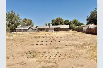 39355 169th, Lake Los Angeles, CA 93591 - Photo 17