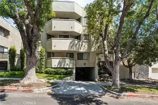 554 E San Jose, Burbank, CA 91501 - Photo 1