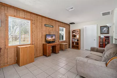 8663 W Avenue E8, Lancaster, CA 93536 - Photo 13