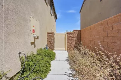8873 Beacon, Hesperia, CA 92344 - Photo 45