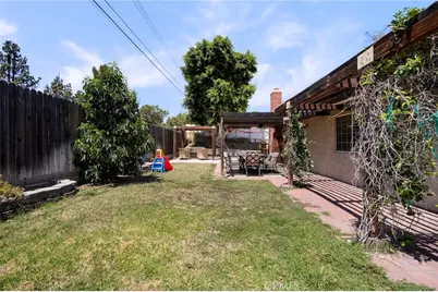 13719 Gavina Avenue, Sylmar, CA 91342 - Photo 27