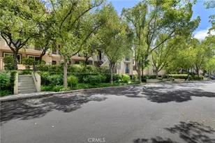 24107 Del Monte, Valencia, CA 91355 - Photo 3