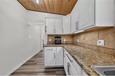 7959 Bothwell Road, Reseda, CA 91335 - Photo 29