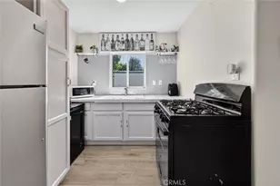 7959 Bothwell Rd, Reseda, CA 91335 - Photo 23