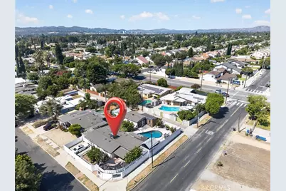 7959 Bothwell Road, Reseda, CA 91335 - Photo 9