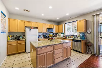 1227 Ayris Avenue, Palmdale, CA 93550 - Photo 9