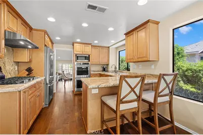 11934 Rexbon, Granada Hills, CA 91344 - Photo 9